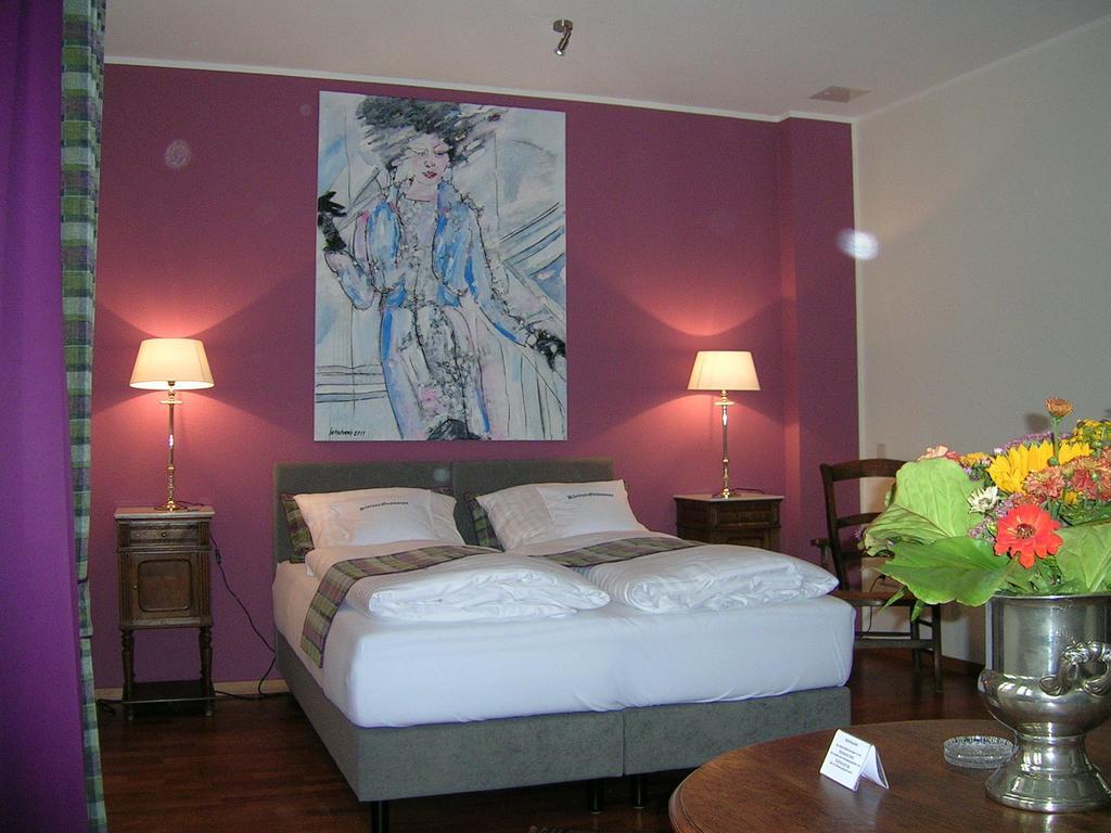 Hotel & Cafe Kleinergruenauer Bad Salzuflen Rom bilde